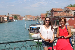 monieca-and-jacqueline-enjoying-sights-of-venice