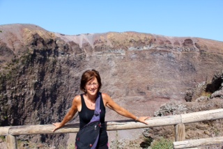 mount-vesuvius-crater
